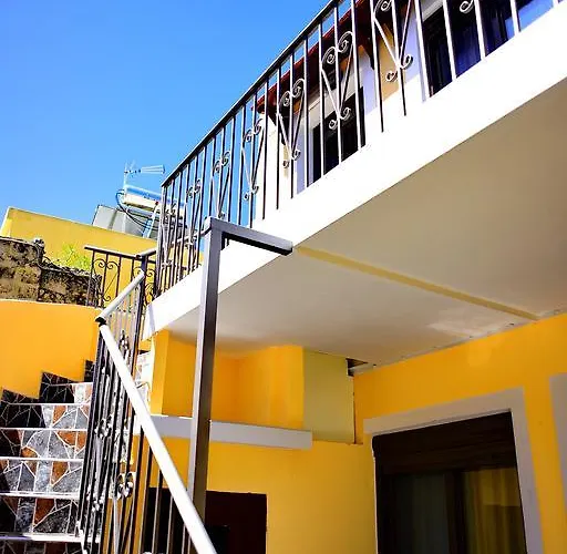 Olympos Konukevi 3*